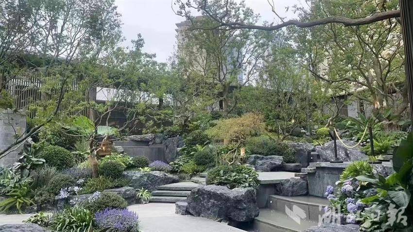 大陽(yáng)臺(tái)成標(biāo)配,公共區(qū)域競(jìng)速迭代